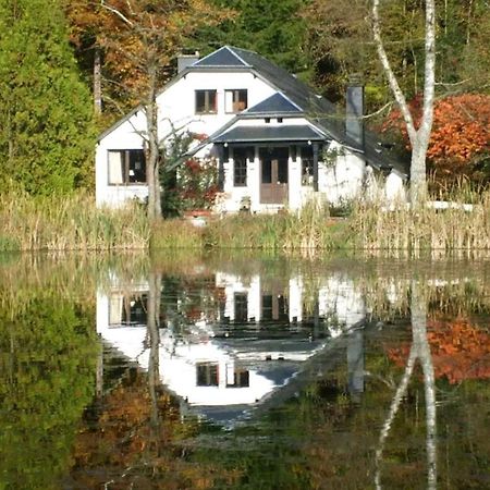 Propriete Bordee D'Etangs, Propice A La Detente Florenville Esterno foto