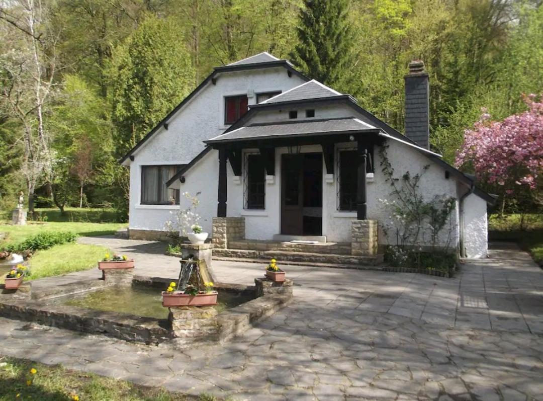 Propriete Bordee D'Etangs, Propice A La Detente Florenville Esterno foto