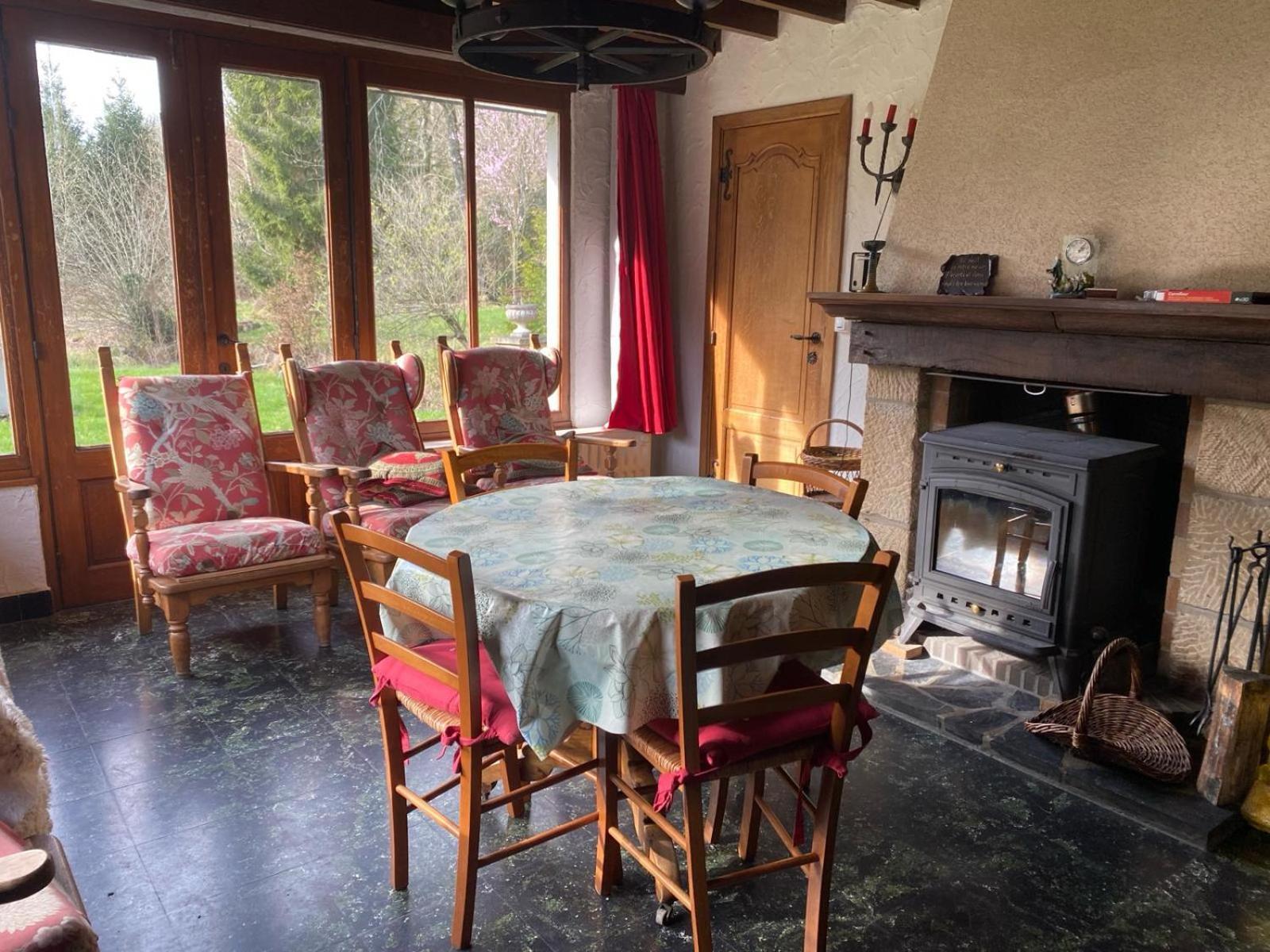 Propriete Bordee D'Etangs, Propice A La Detente Florenville Esterno foto
